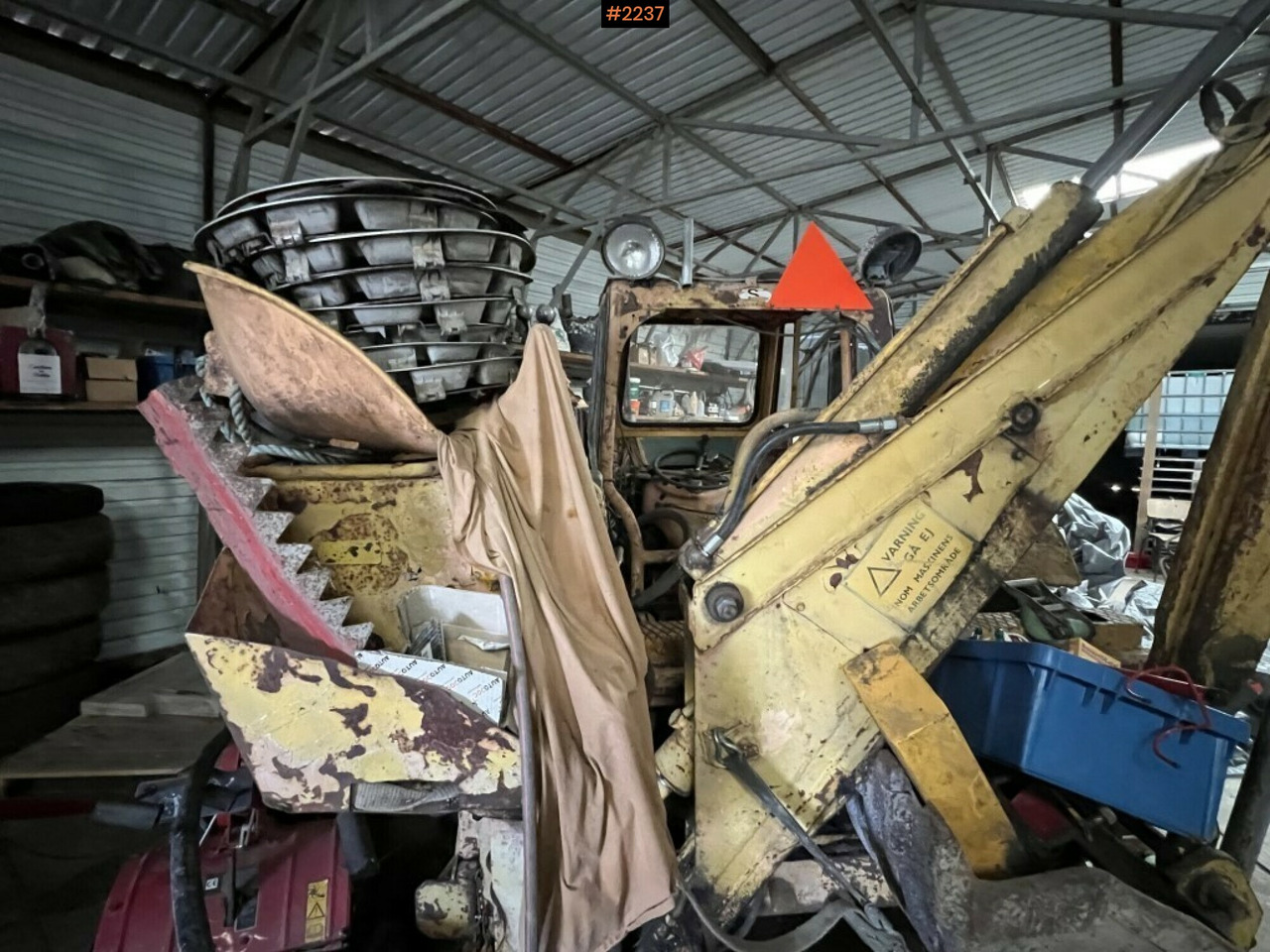 Backhoe loader Backhoe loader- MASSEY-FERGUSON 203: picture 14