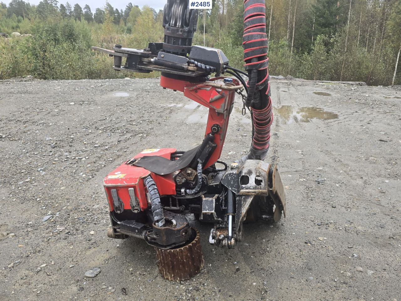 Harvester Komatsu XH901-5 - Forestry harvester: picture 5 Harvester Komatsu XH901-5 - Forestry harvester: picture 5