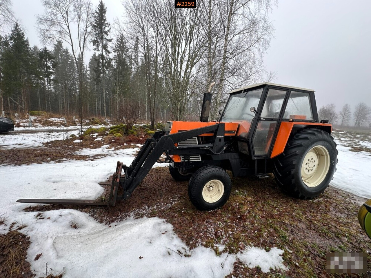 Tractor Ursus C385 Deluxe! with loader and implements - Farm tractor: picture 1 Tractor Ursus C385 Deluxe! with loader and implements - Farm tractor: picture 1