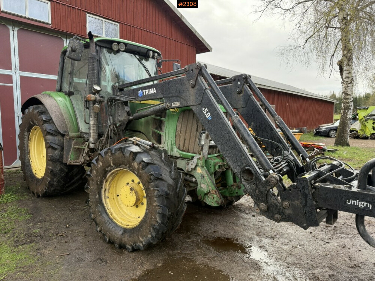 Tractor John Deere 6930 Premium with front loader (see video) - Farm tractor: picture 1 Tractor John Deere 6930 Premium with front loader (see video) - Farm tractor: picture 1