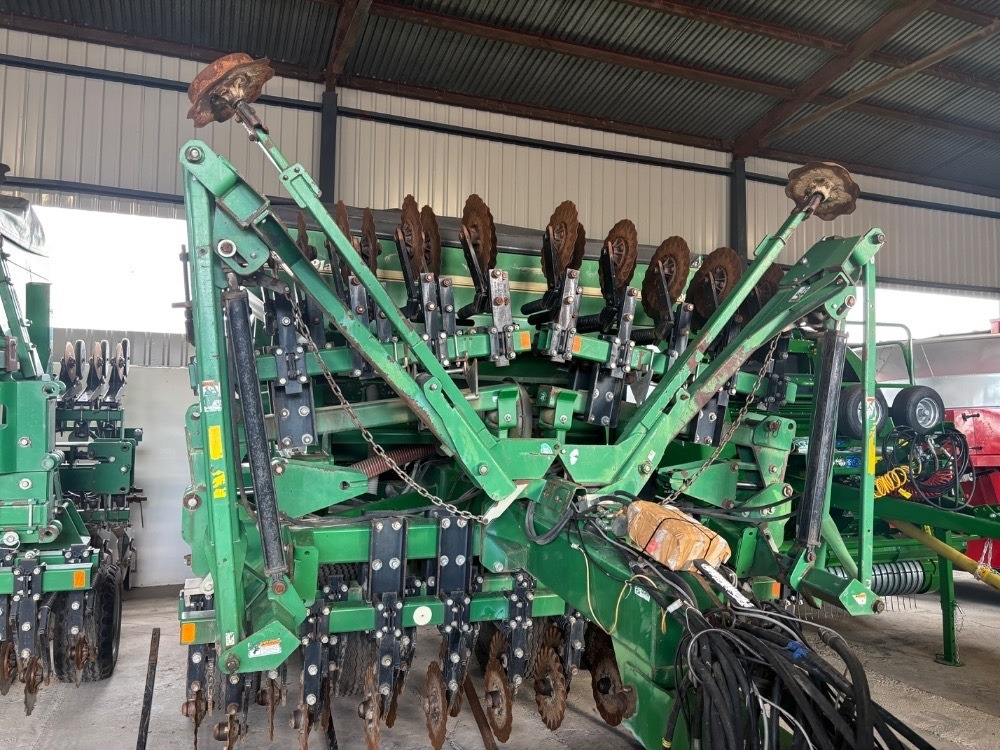 Great Plains NTA 2000 - Combine seed drill: picture 2 Great Plains NTA 2000 - Combine seed drill: picture 2