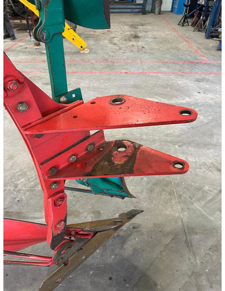 Kverneland LO / LB - Plow: picture 3 Kverneland LO / LB - Plow: picture 3
