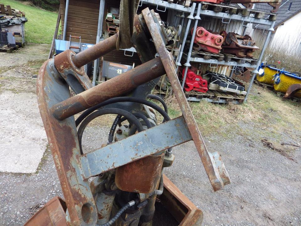 Liebherr GM8 GM10 Greifer 600 mm SB mit SW48 Adapter - Clamshell bucket for Construction machinery: picture 5 Liebherr GM8 GM10 Greifer 600 mm SB mit SW48 Adapter - Clamshell bucket for Construction machinery: picture 5