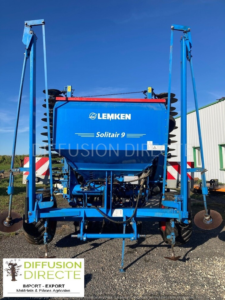 LEMKEN SEMOIR EN LIGNE SOLITAIR 9 - Seed drill: picture 1 LEMKEN SEMOIR EN LIGNE SOLITAIR 9 - Seed drill: picture 1