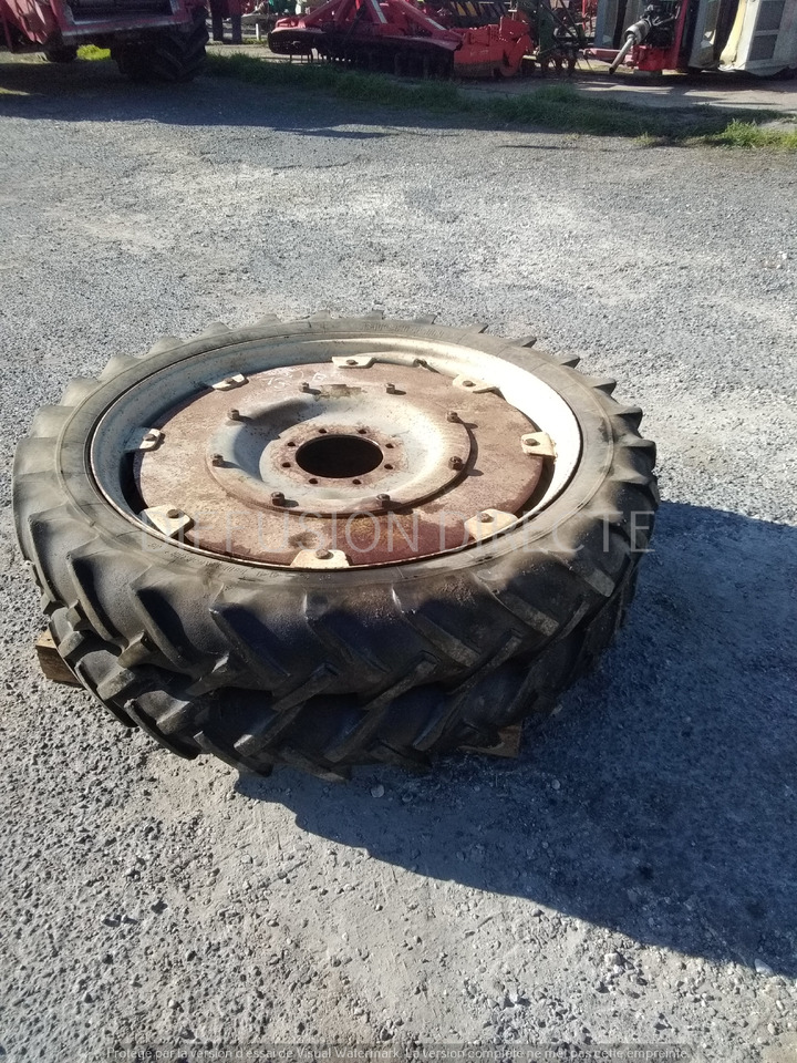 MICHELIN ROUES ETROITES BIBAGRIP 3 - Wheel and tire package for Agricultural machinery: picture 2 MICHELIN ROUES ETROITES BIBAGRIP 3 - Wheel and tire package for Agricultural machinery: picture 2