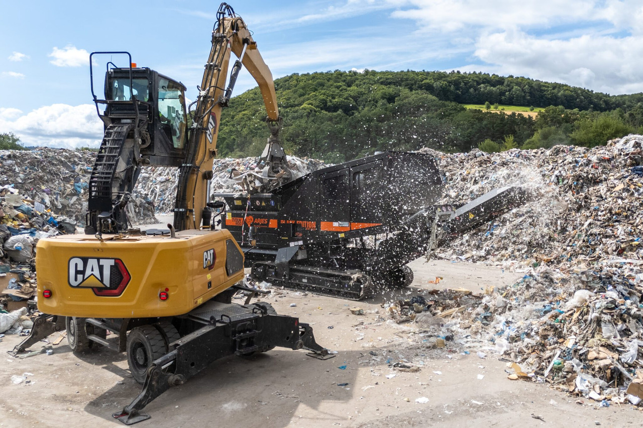 Arjes Titan 900 - Industrial waste shredder: picture 4 Arjes Titan 900 - Industrial waste shredder: picture 4