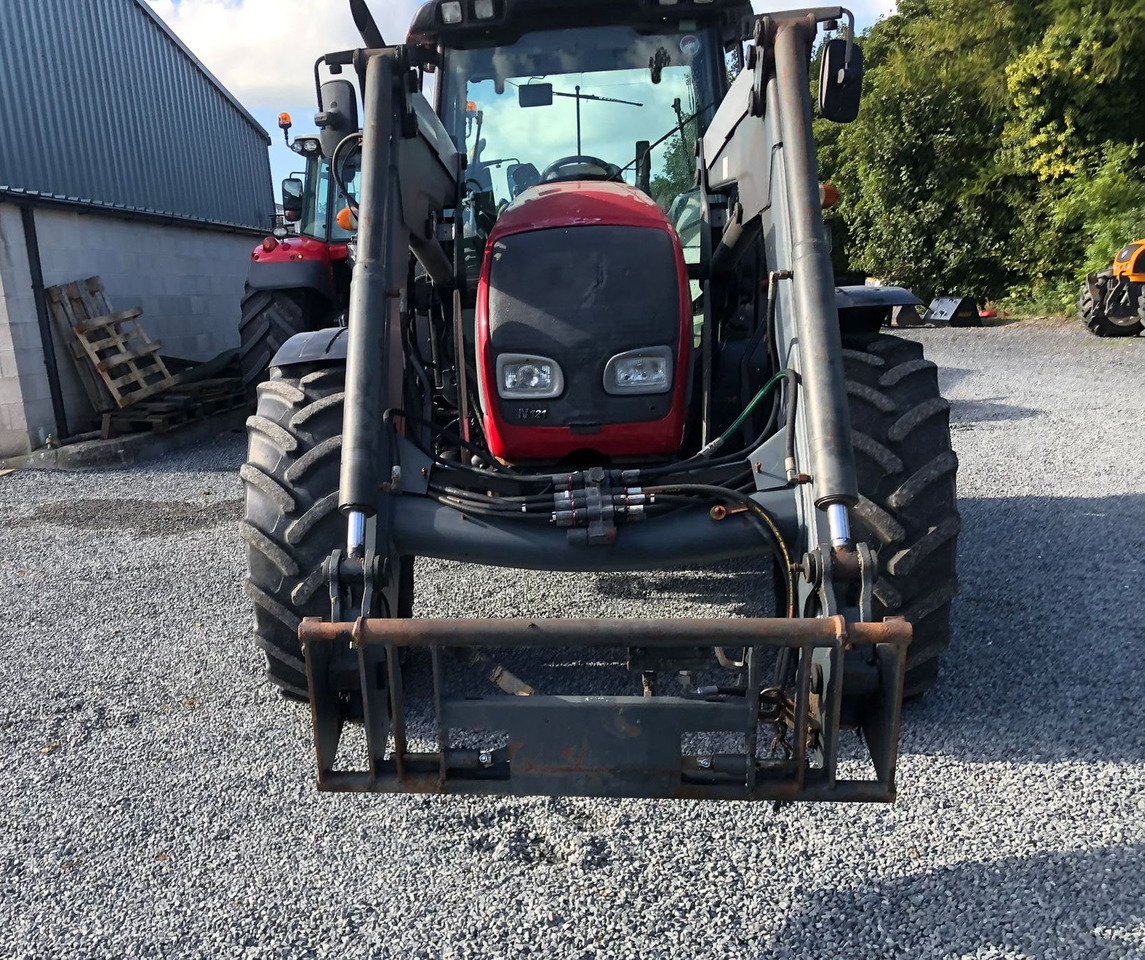 2006 Valtra N121 c/w front loader, 9700 Hrs - Farm tractor: picture 3 2006 Valtra N121 c/w front loader, 9700 Hrs - Farm tractor: picture 3