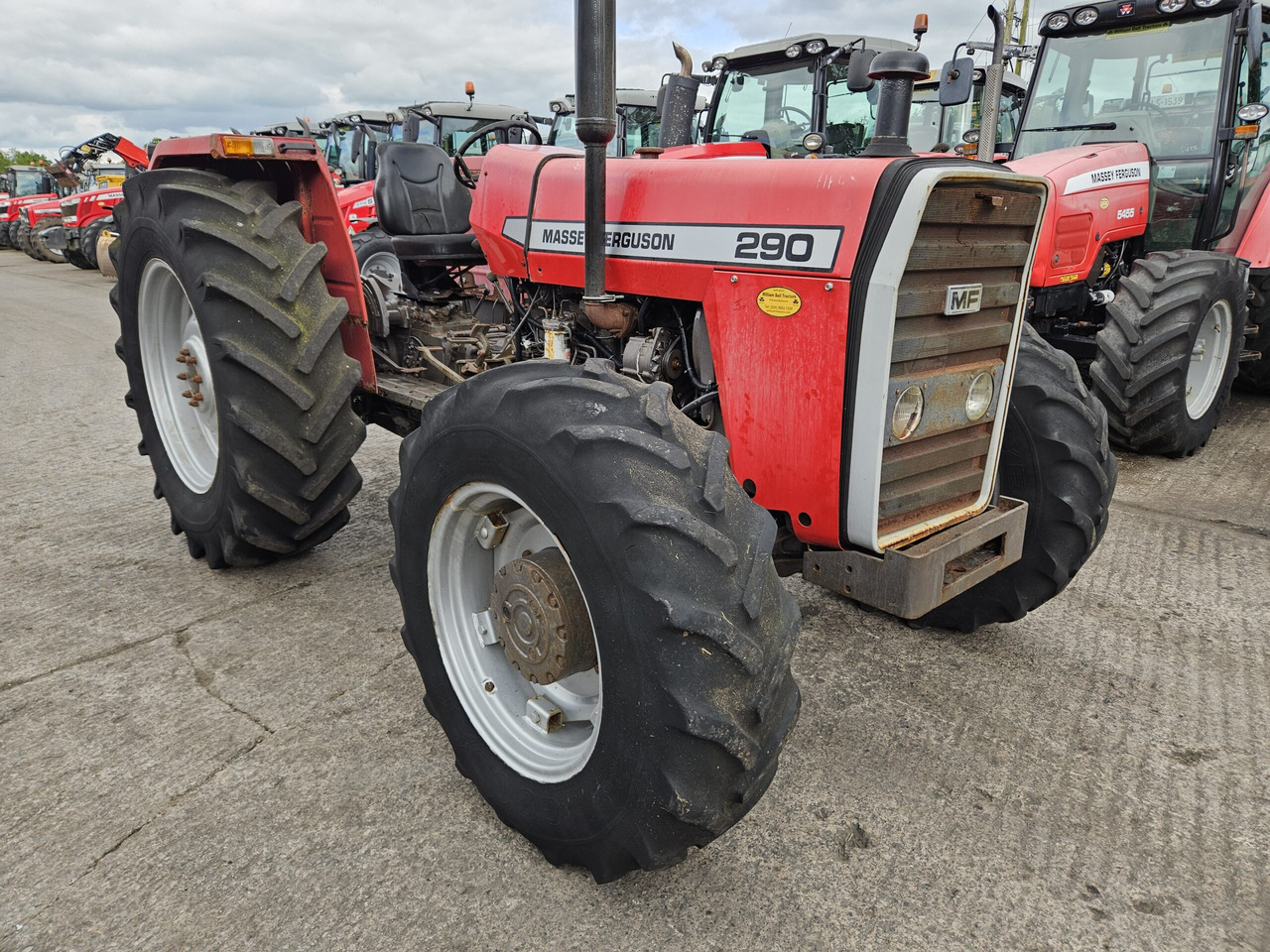 290 4×4 Platform, Export Only - Farm tractor: picture 1 290 4×4 Platform, Export Only - Farm tractor: picture 1