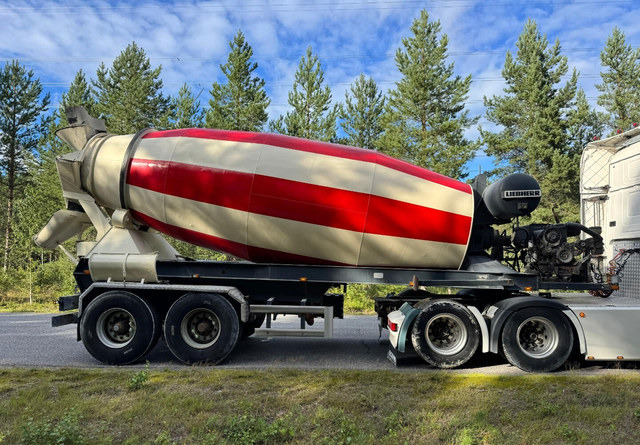 Liebherr12m3 Perävaunu - Concrete mixer semi-trailer: picture 5 Liebherr12m3 Perävaunu - Concrete mixer semi-trailer: picture 5