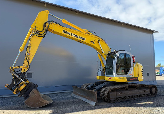 New HollandE235SR - Crawler excavator: picture 1 New HollandE235SR - Crawler excavator: picture 1