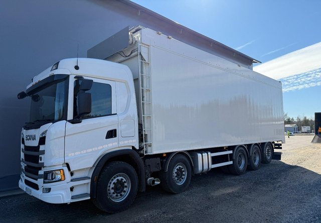 Scania G540 10x4 - Box truck: picture 2 Scania G540 10x4 - Box truck: picture 2