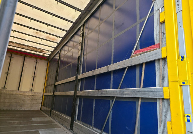 Curtainsider trailer Wecon Pressukapellilava: picture 20