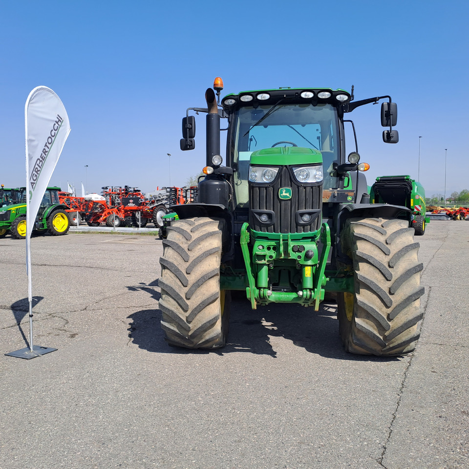 JOHN DEERE 6175R - Farm tractor: picture 2 JOHN DEERE 6175R - Farm tractor: picture 2