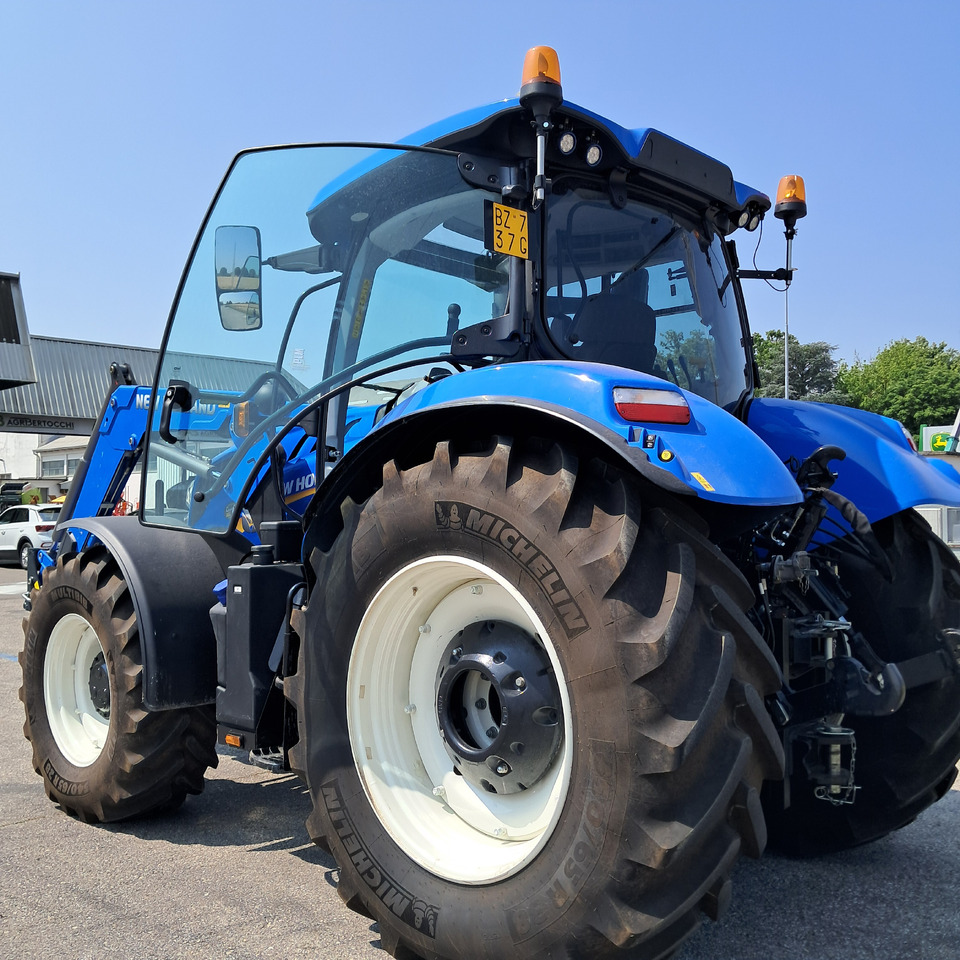 NEW HOLLAND T6 160 - Farm tractor: picture 3 NEW HOLLAND T6 160 - Farm tractor: picture 3