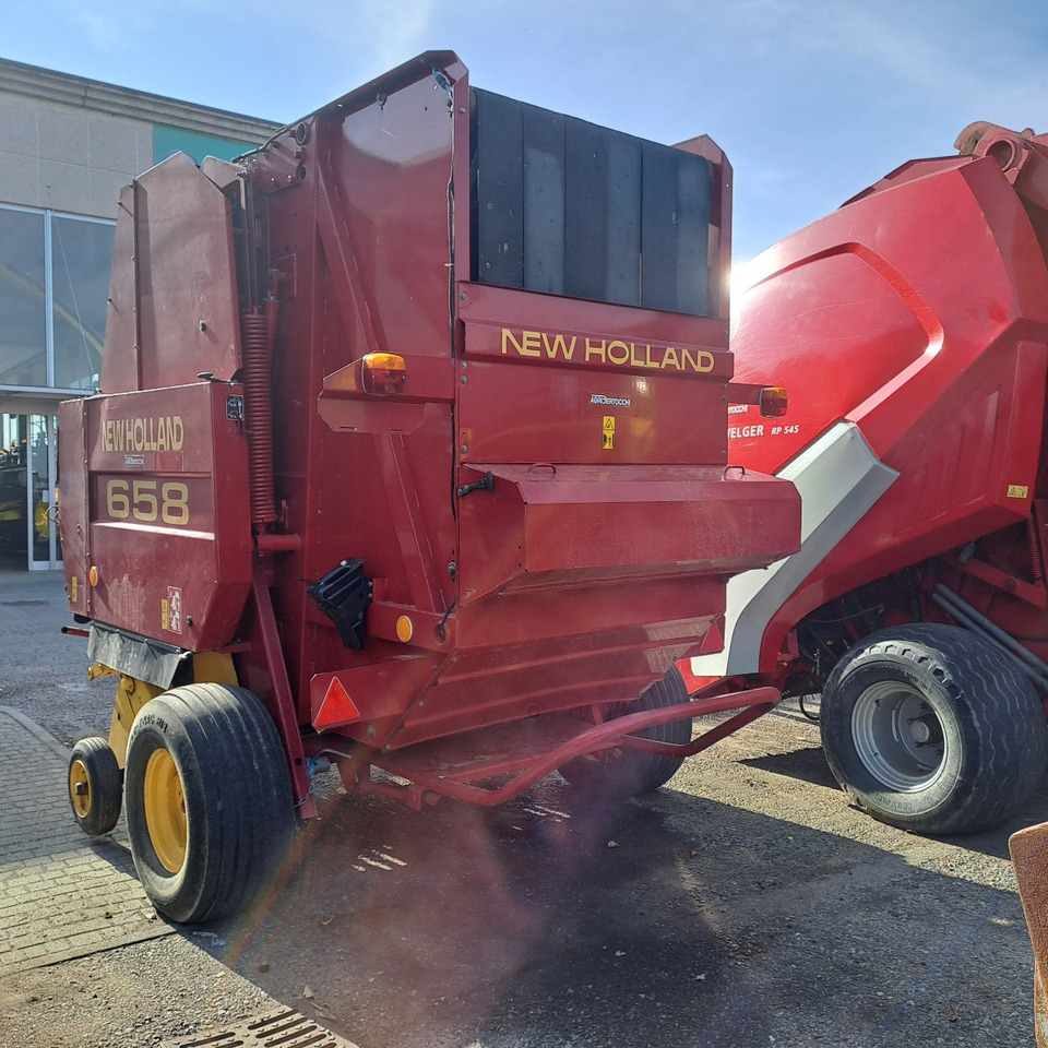ROTOPRESSA NEW HOLLAND 658 - Round baler: picture 5 ROTOPRESSA NEW HOLLAND 658 - Round baler: picture 5