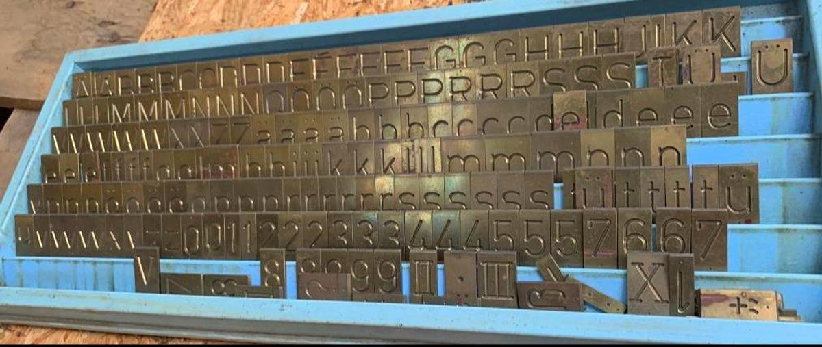 Gravierfräsmaschine DECKEL - Milling machine: picture 3 Gravierfräsmaschine DECKEL - Milling machine: picture 3