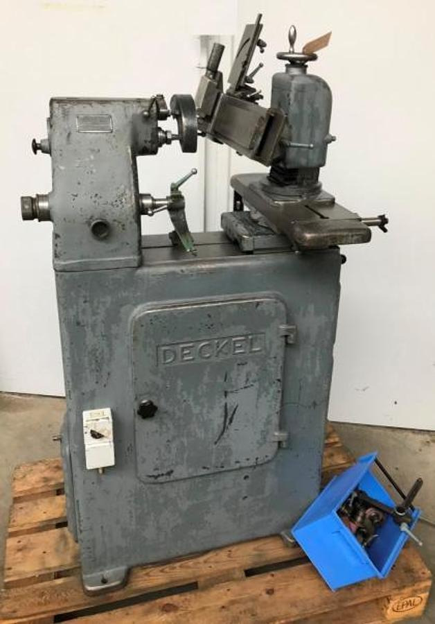 Universal-Werkzeugschleifmaschine DECKEL - Metalworking machinery: picture 1 Universal-Werkzeugschleifmaschine DECKEL - Metalworking machinery: picture 1