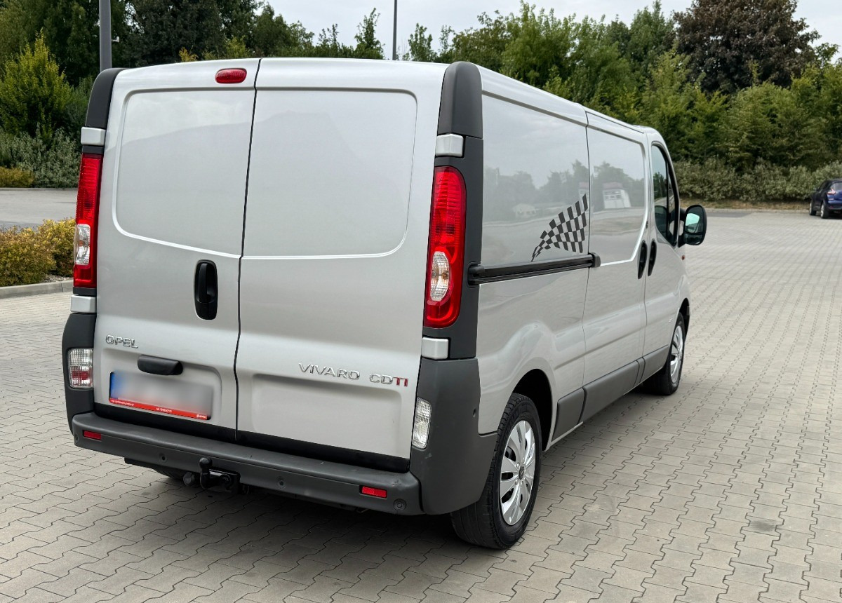 Opel Vivaro 2.0 DCI 115KM 2013 Rok SERWISOWANY Bezwypadkowy Super Stan - Panel van: picture 3 Opel Vivaro 2.0 DCI 115KM 2013 Rok SERWISOWANY Bezwypadkowy Super Stan - Panel van: picture 3
