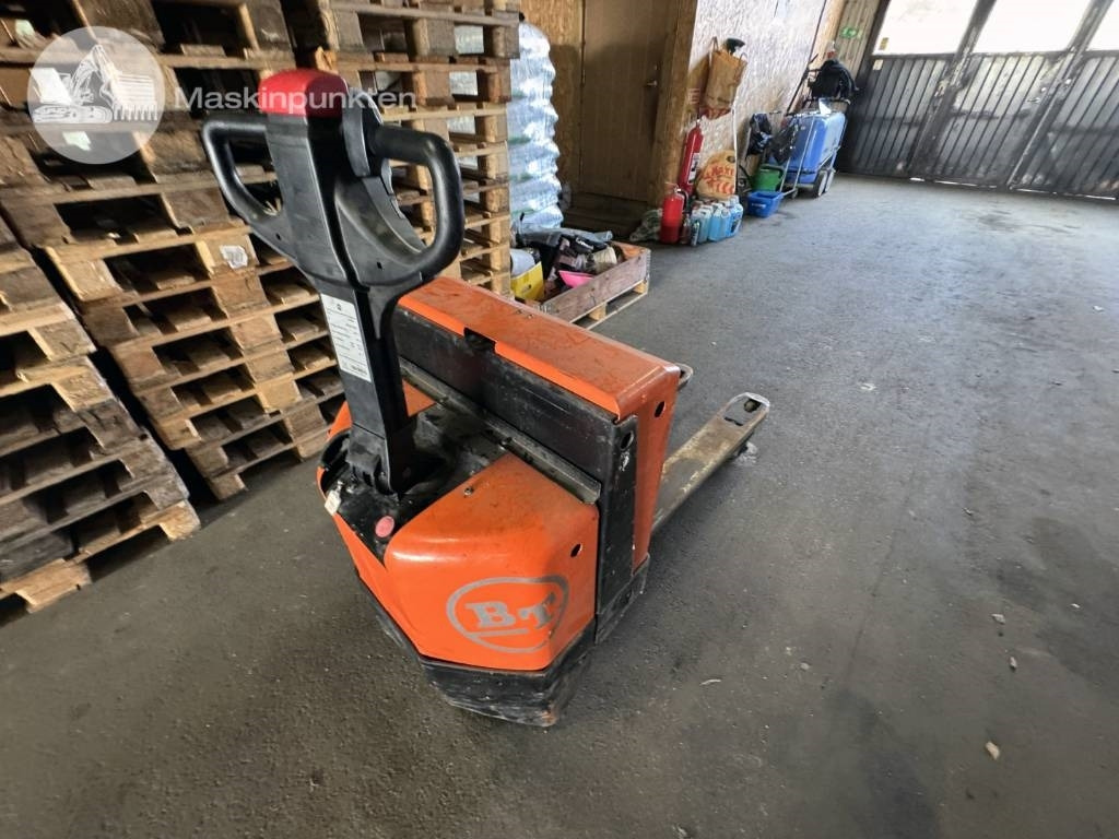 BT LWE 180 - Pallet truck: picture 3 BT LWE 180 - Pallet truck: picture 3