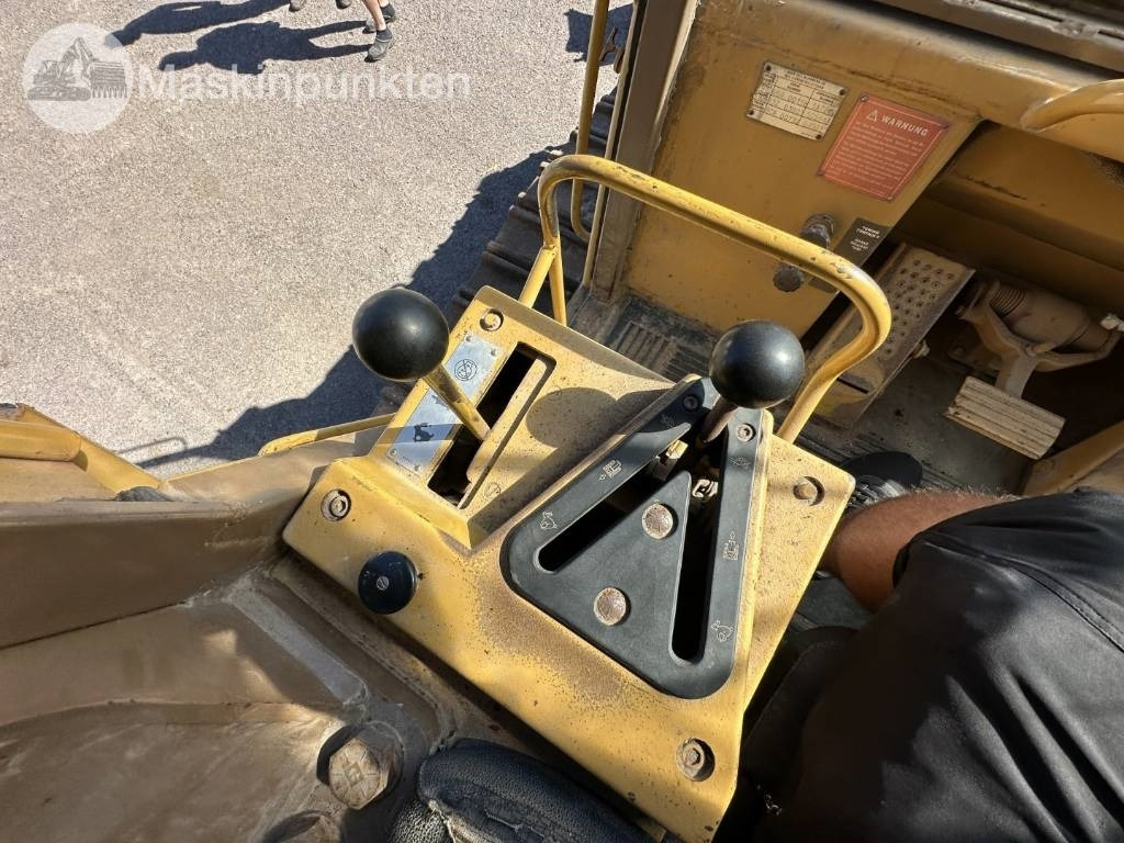 Crawler loader CAT 973 C LGP: picture 17