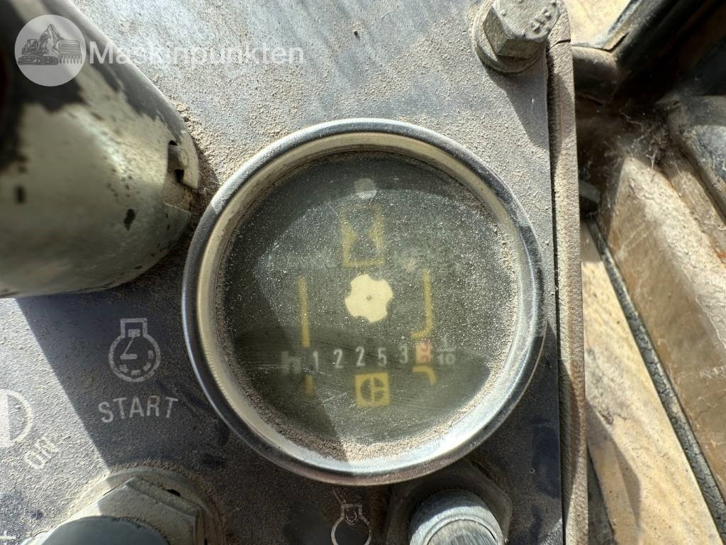 Crawler loader CAT 973 C LGP: picture 22