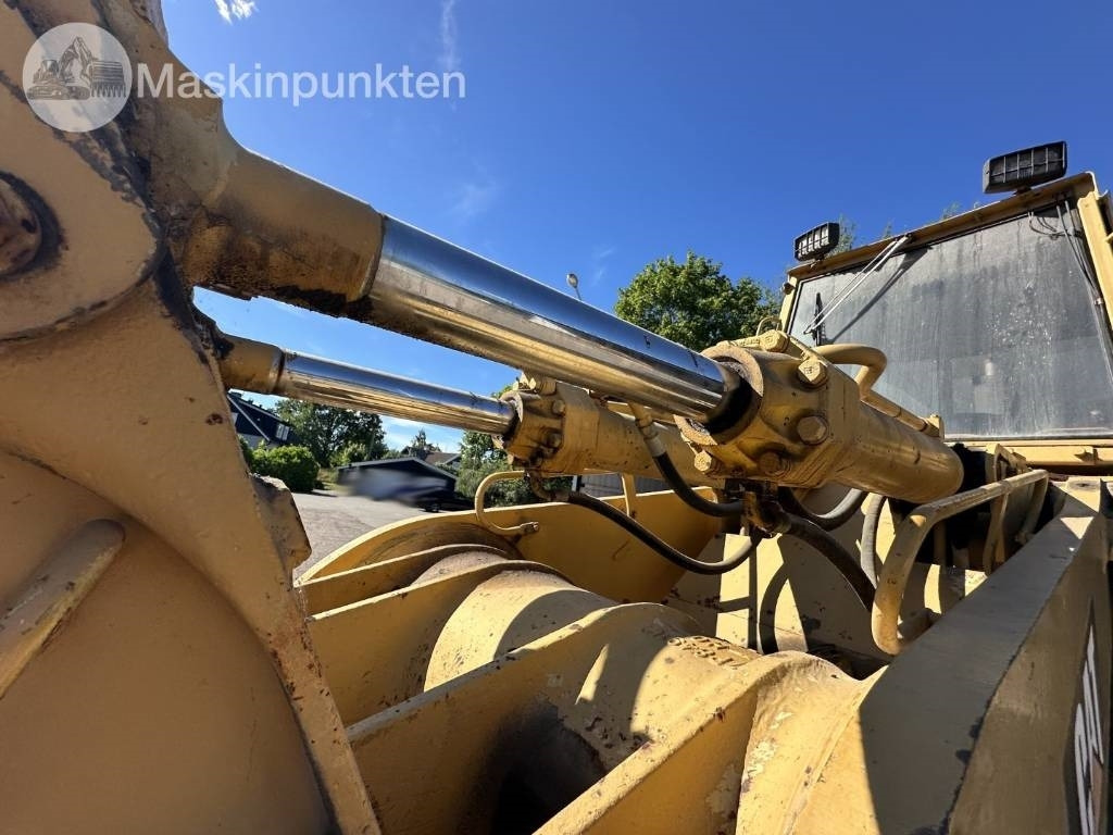 Crawler loader CAT 973 C LGP: picture 49