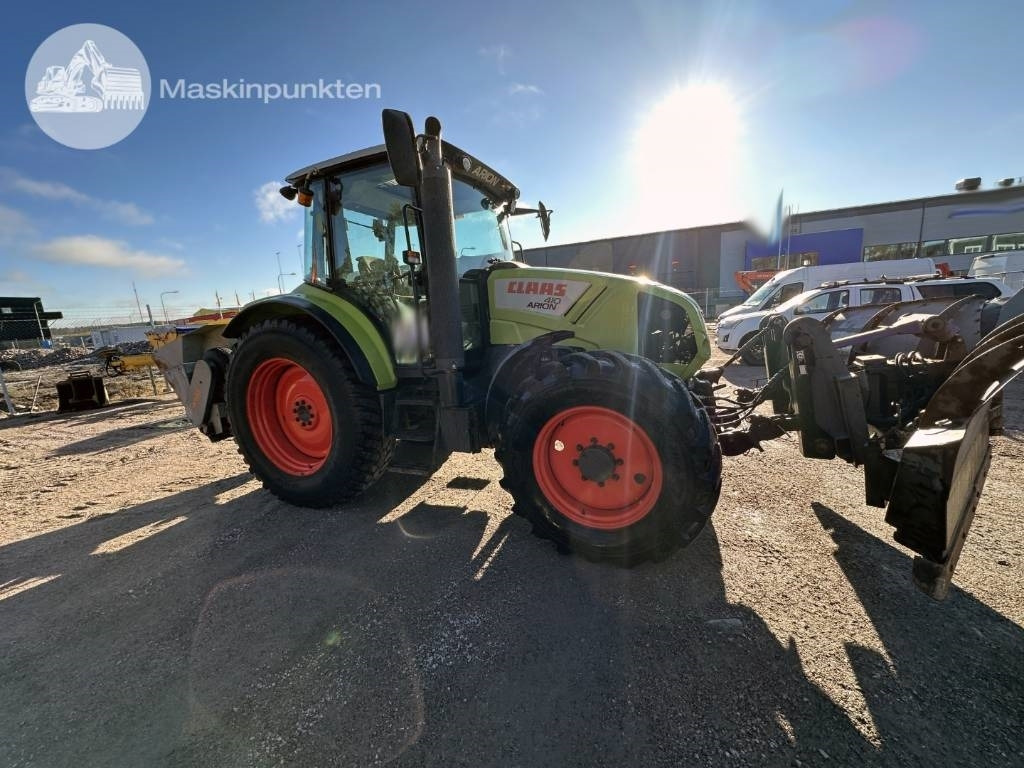Claas Arion 410 - Farm tractor: picture 2 Claas Arion 410 - Farm tractor: picture 2