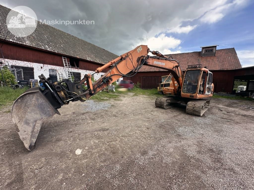 Doosan Solar 140 LC V - Crawler excavator: picture 3 Doosan Solar 140 LC V - Crawler excavator: picture 3