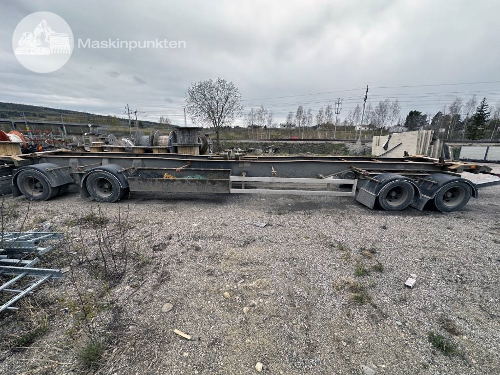 Istrail PK 182 - Roll-off/ Skip trailer: picture 4 Istrail PK 182 - Roll-off/ Skip trailer: picture 4
