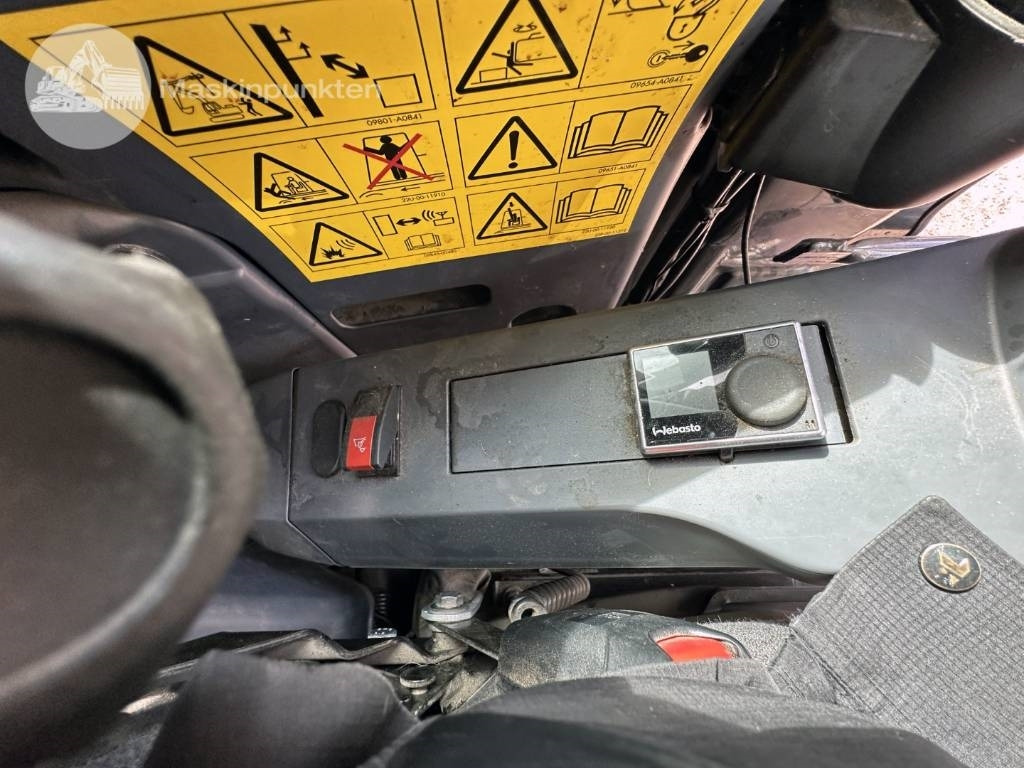Mini excavator Komatsu PC 78 US-11 E0: picture 18
