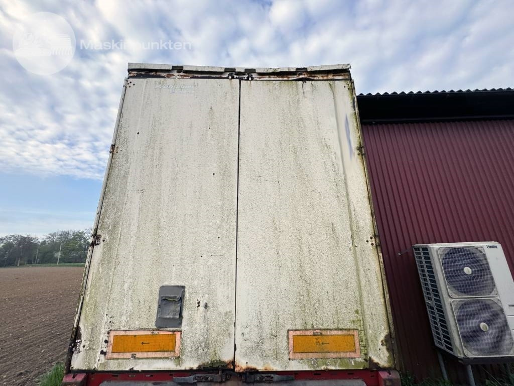 Curtainsider semi-trailer Krone SDP 27: picture 26