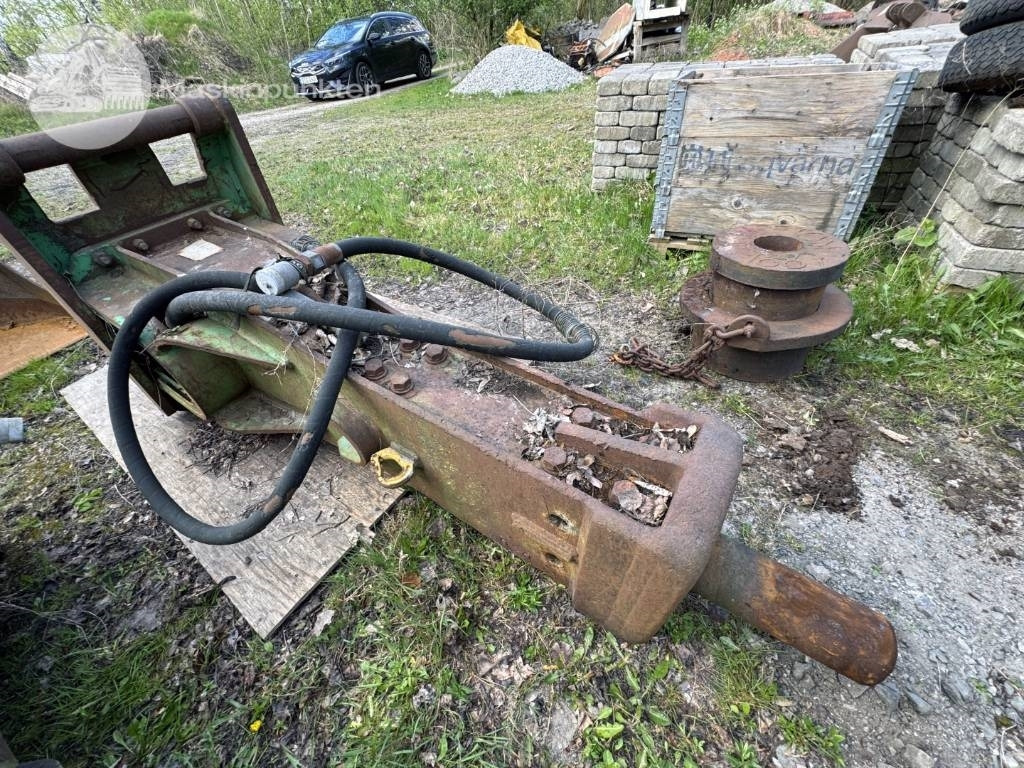 Montrabert 900 Metro Silenci - Hydraulic hammer for Construction machinery: picture 1 Montrabert 900 Metro Silenci - Hydraulic hammer for Construction machinery: picture 1