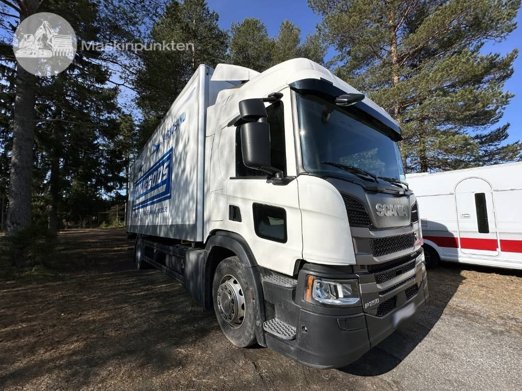 Scania P 250 - Box truck: picture 3 Scania P 250 - Box truck: picture 3