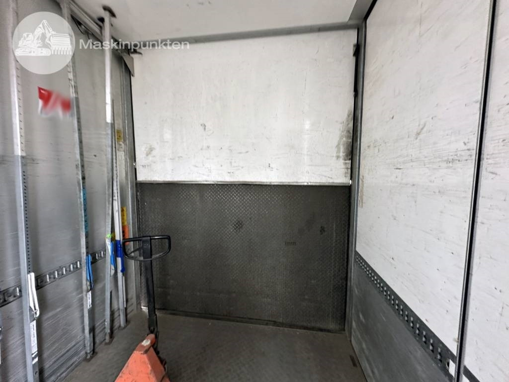 Box truck Scania P 450 LB: picture 11