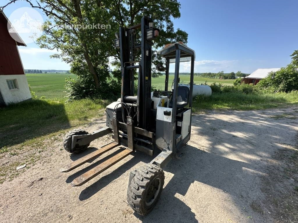 Terberg RE 4-35 - Truck mounted forklift: picture 3 Terberg RE 4-35 - Truck mounted forklift: picture 3