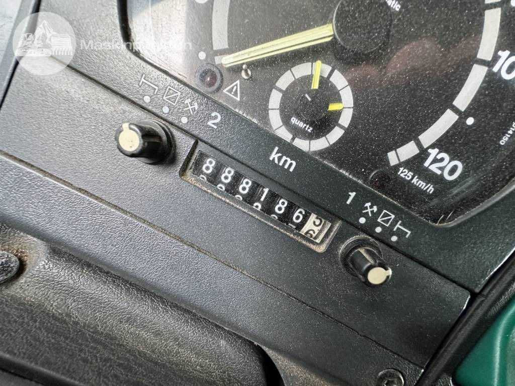 Tractor unit Scania R 164-580 EPA: picture 28