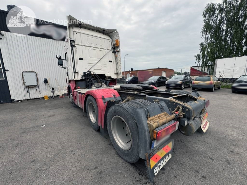 Scania R 420 LA - Tractor unit: picture 2 Scania R 420 LA - Tractor unit: picture 2