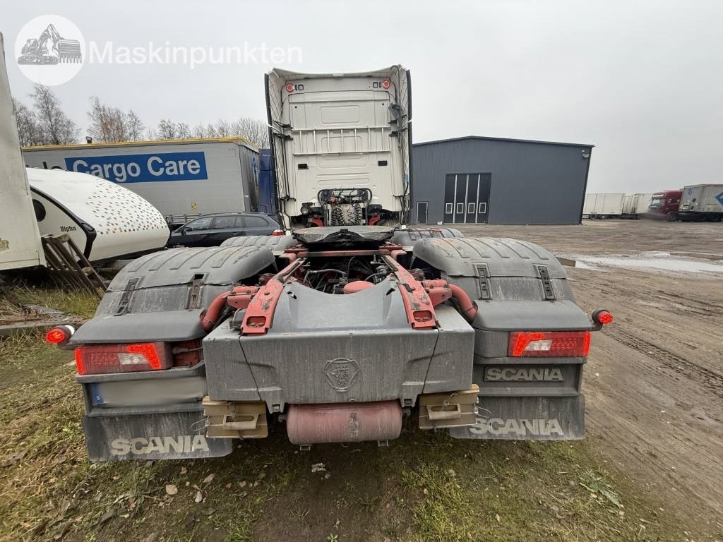 Tractor unit Scania R 520: picture 6