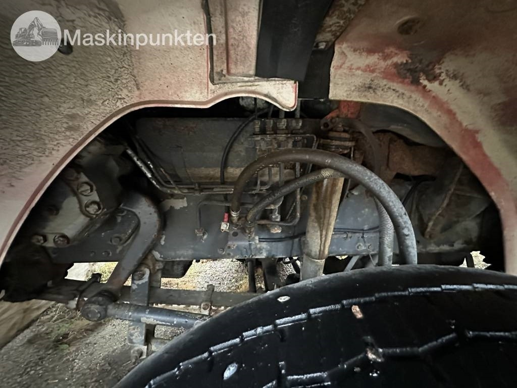 Tractor unit Scania T 143 H: picture 25