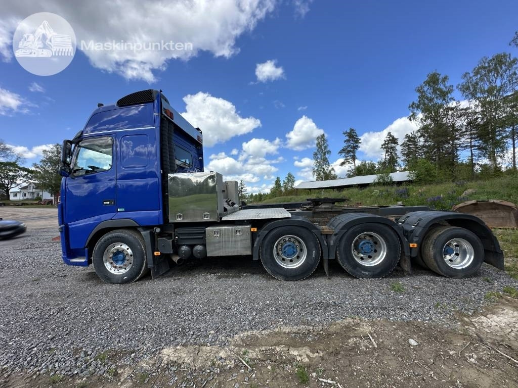 Tractor unit Volvo FH 16 700: picture 8