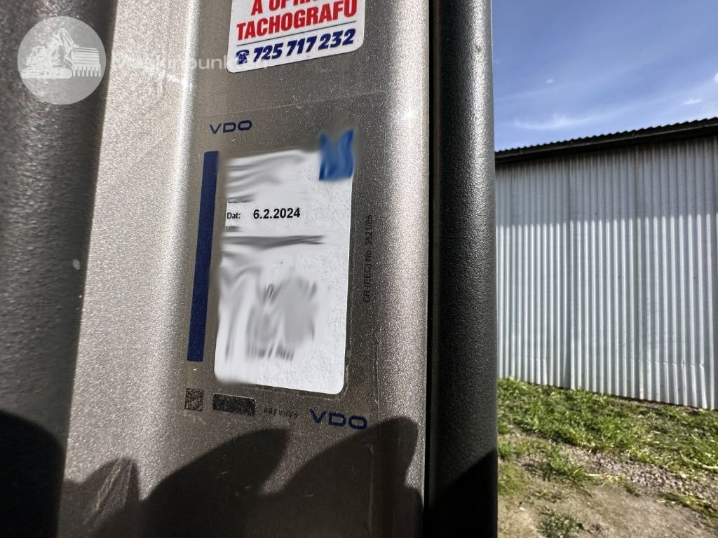 Tractor unit Volvo FH 480: picture 11