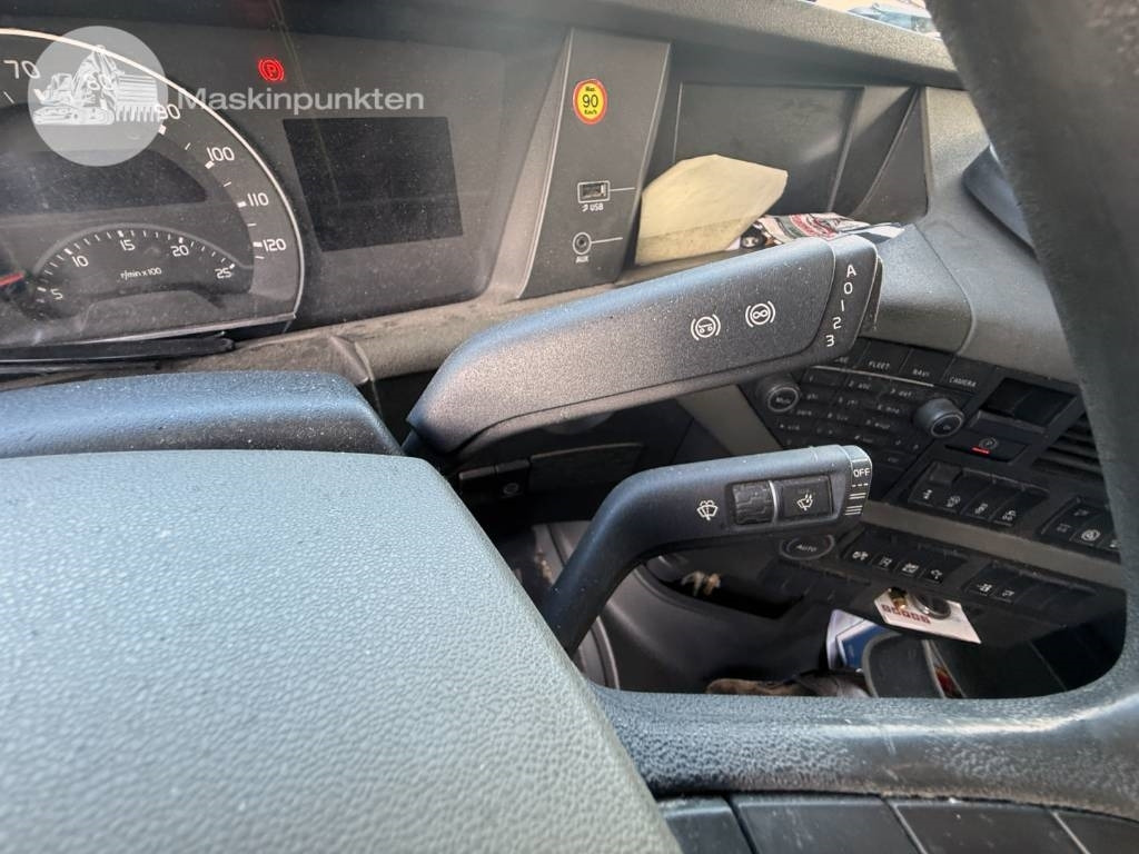 Lease a Volvo FH 540  Volvo FH 540: picture 35