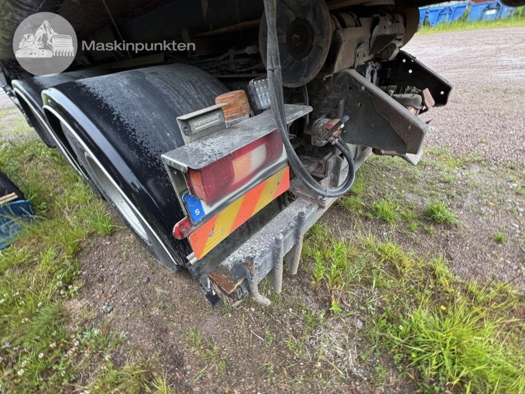 Hook lift truck Volvo FH 480: picture 17