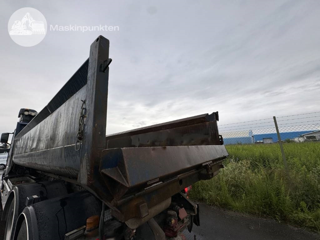 Hook lift truck Volvo FH 480: picture 47