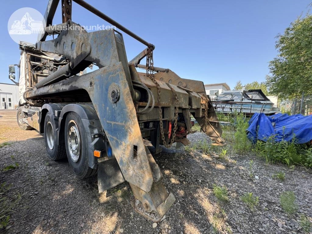 Volvo FH 500 - Hook lift truck: picture 2 Volvo FH 500 - Hook lift truck: picture 2