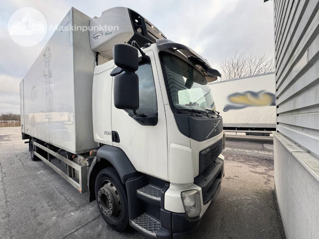 Volvo FL 250 - Refrigerator truck: picture 1 Volvo FL 250 - Refrigerator truck: picture 1