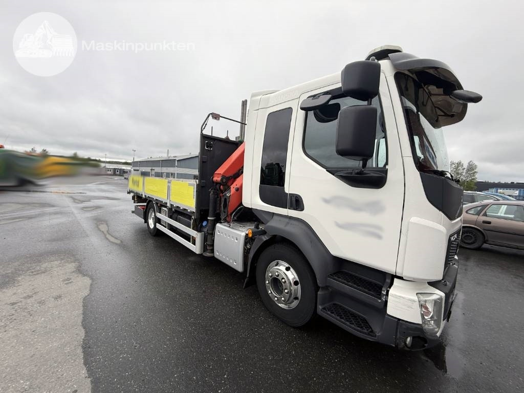 Volvo FL 260 - Crane truck: picture 3 Volvo FL 260 - Crane truck: picture 3