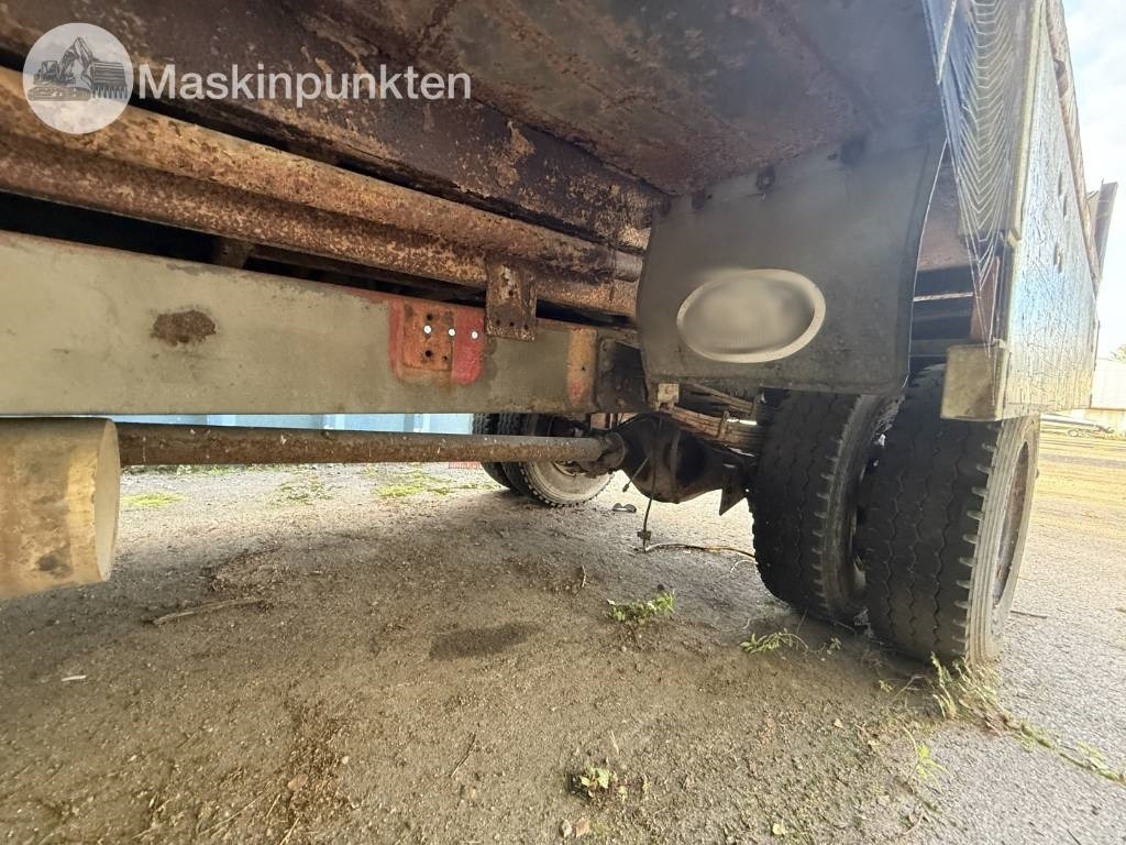 Tipper Volvo FL 611: picture 16