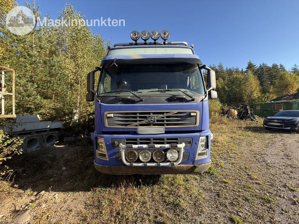 Volvo FM 12 - Tipper: picture 2 Volvo FM 12 - Tipper: picture 2