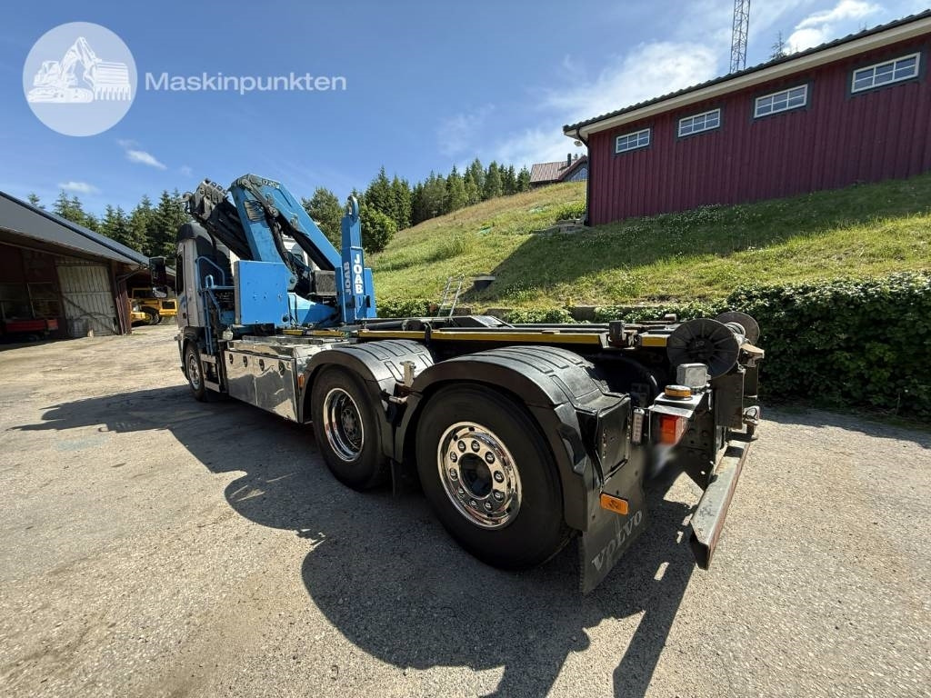 Crane truck Volvo FM 330: picture 7